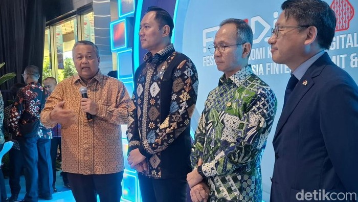 Gubernur BI Perry Warjiyo