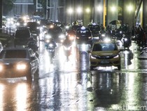 Cuaca Akhir Pekan 7-9 November, Waspada Hujan Lebat di Wilayah Ini