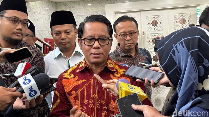 Ketua Badan Wakaf Indonesia, Kamaruddin Amin, saat ditemui di kantor Kemeterian Agama (Kemenag) Thamrin, Jakarta Pusat, Kamis (30/10/2025).