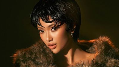 7 Gaya Marion Jola Tampil Beda Berambut Pixie Cut, Pamer Tato di Pemotretan