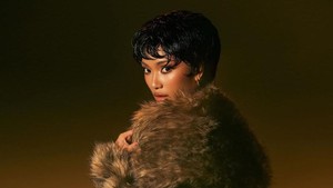 Wig pendek ini sukses bikin Marion Jola tampil beda dan makin edgy! Foto: Instagram Marion Jola/Rio Motret Wig pendek ini sukses bikin Marion Jola tampil beda dan makin edgy! Foto: Instagram Marion Jola/Rio Motret