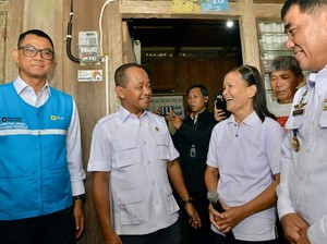 Menteri ESDM Bahlil Minta Daerah Pelosok Wajib Dialiri Listrik