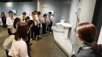 Pemandu museum mengatakan presiden pertama Toto adalah Kazuchika Okura (1875-1955). Ia adalah orang yang pertama kali membawa sistem kloset ke Jepang. Ia juga orang yang mempopulerkan sistem flush kloset di negeri sakura. Foto: Novia Aisyah/detikcom