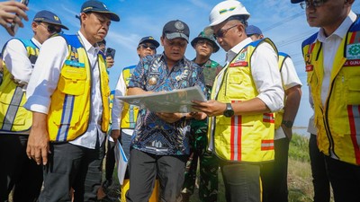 Atasi Banjir Semarang-Demak, Pemprov Jateng Siapkan Sodetan dan 38 Pompa