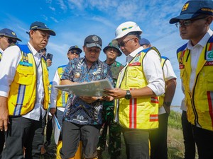 Atasi Banjir Semarang-Demak, Pemprov Jateng Siapkan Sodetan dan 38 Pompa