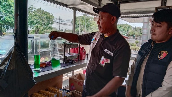 Polres Pasuruan Sidak Pertalite di SPBU Polres Pasuruan Sidak Pertalite di SPBU