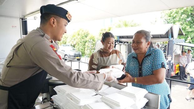 Posko tanggap darurat Satuan Brimob Polda Jateng di Genuk, Kota Semarang, Kamis (30/10/2025). Posko tanggap darurat Satuan Brimob Polda Jateng di Genuk, Kota Semarang, Kamis (30/10/2025).