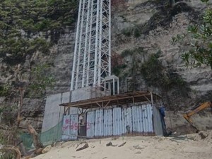 DPRD Setop Sementara Pembangunan Lift Kaca di Pantai Kelingking Nusa Penida