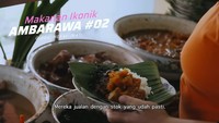 Makanan ikonik lain yang dicicipi oleh Ria SW adalah nasi gudeg di rumah makan Gudeg Merak Mati. Rumah makan ini terbilang legendaris dan sudah berdiri sejak 1969. Foto: YouTube/Ria SW