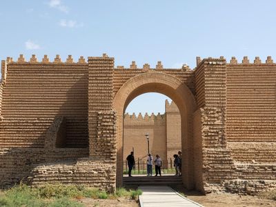 Situs Warisan Dunia Babylon di Irak Terancam Rusak