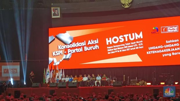 Suasana konsolidasi aksi Serikat Buruh di Aula JCC Senayan, Jakarta, Kamis (30/10/2025). (CNBC Indonesia/Martyasari Rizky) Suasana konsolidasi aksi Serikat Buruh di Aula JCC Senayan, Jakarta, Kamis (30/10/2025). (CNBC Indonesia/Martyasari Rizky)