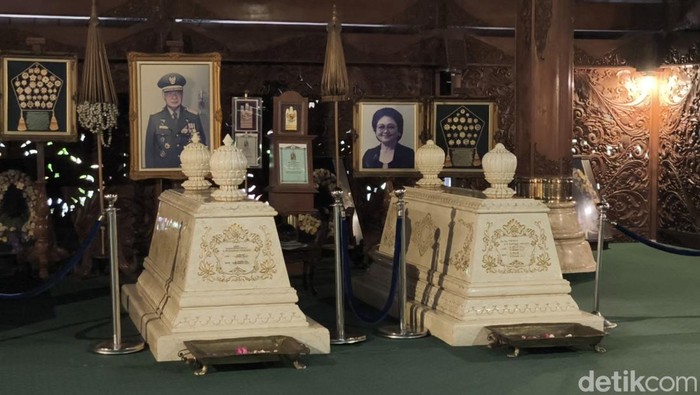 Suasana makam Soeharto di Astana Giribangun, Kecamatan Matesih, Kabupaten Karanganyar, Kamis (30/10/2025).