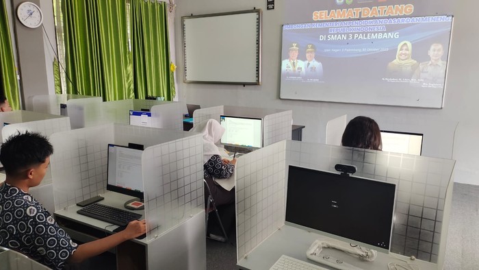 Uji coba TKA di SMA Negeri 3 Palembang Uji coba TKA di SMA Negeri 3 Palembang