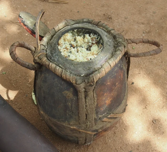 Wow! Keju dan Madu Berusia Ribuan Tahun Ini Ditemukan Masih Utuh Wow! Keju dan Madu Berusia Ribuan Tahun Ini Ditemukan Masih Utuh