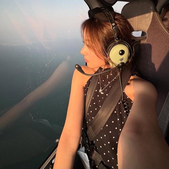 Zee JKT48 naik helikopter menikmati Dubai