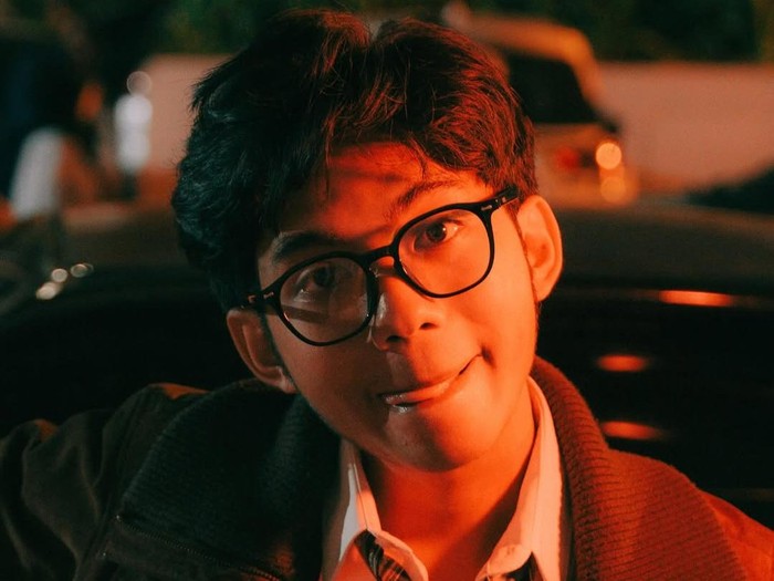 Aku Jeje penyanyi Lihat Kebunku (Taman Bunga).