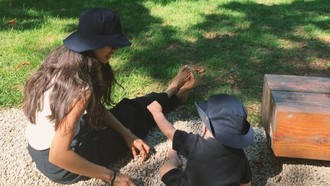 7 Potret Anak Jung Woo Sung dan Moon Gabi, Dibesarkan Ibunya Sendirian 7 Potret Anak Jung Woo Sung dan Moon Gabi, Dibesarkan Ibunya Sendirian