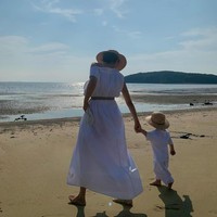 Saat mengetahui kehamilan Moon Gabi, Jung Woo Sung langsung melakukan tes DNA. Namun, sang aktor enggan menikahi ibu dari anaknya, dan menuai kecaman netizen karena dianggap tidak bertanggung jawab. Foto: dok. Instagram @iamchocobi