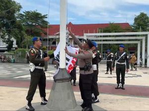 Video Bendera AMPB Gantikan Merah Putih di Alun-Alun Pati, Aparat Turun Tangan