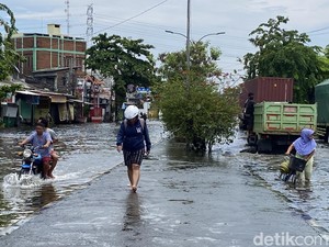 Derita Kundarsih Korban Banjir Semarang, Makan Nasi Sebungkus buat Berempat