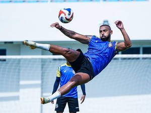 Dua Striker Arema Masuk 5 Besar Top Skor, Bukti Ketajaman Lini Depan?