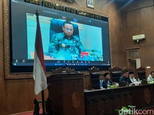 5 Fakta Gagalnya Upaya Pemakzulan Bupati Pati Sudewo