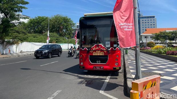 Bus SSCT, Bus Wisata dari Pemerinta Kota Surabaya