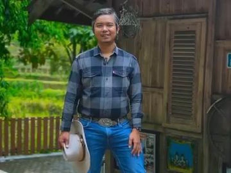 Dodit Mulyanto 8 Tahun Betah Tinggal di Rumah Hutan