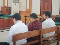 Dunia Hari Ini: 3 Warga Australia di Bali yang Dituduh Membunuh Mulai Disidang