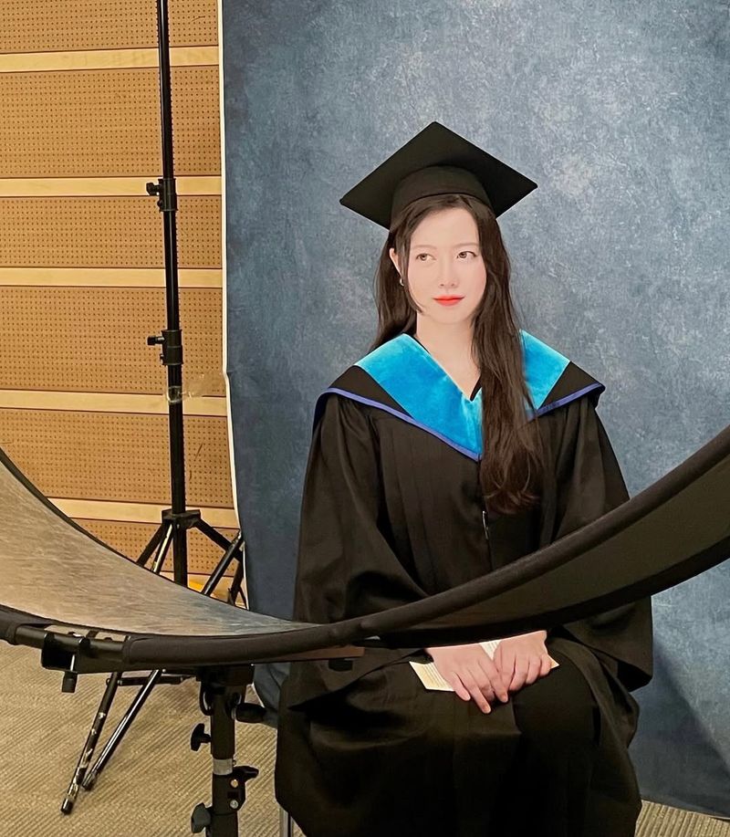 Bintang drama Korea Boys Before Flowers, Goo Hye Sun raih gelar S2 dari KAIST.