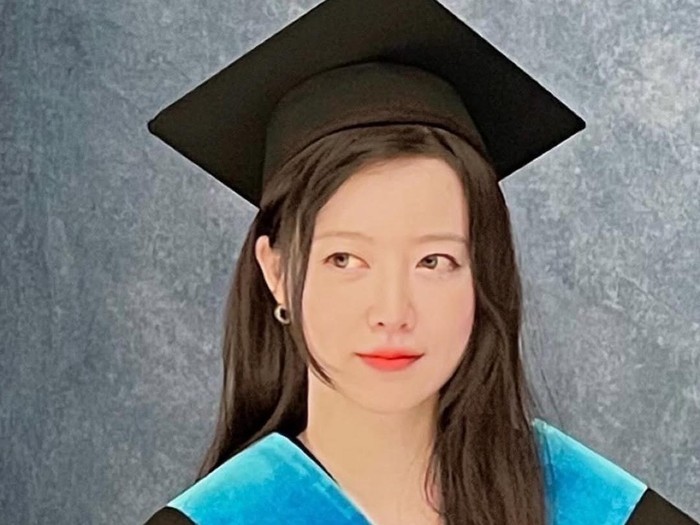 Bintang drama Korea Boys Before Flowers, Goo Hye Sun raih gelar S2 dari KAIST.