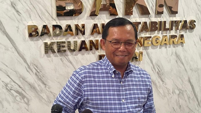 Sekjen Partai Demokrat Herman Khaeron di kompleks parlemen, Senayan, Jakarta Pusat, Jumat (31/10/2025).