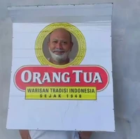 Melokal banget dan nggak repot, cukup cosplay jadi logo minuman yang satu ini. Mau coba? Foto: x.com/ad15heva