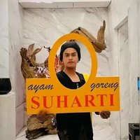 Kalau tadi versi bapak-bapak, kali ini versi ibu-ibu. Foto: tiktok.com/@sulaiman_abri