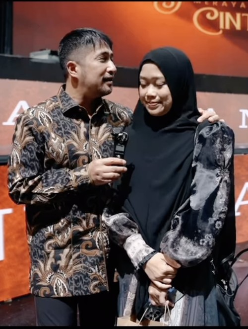 Kebersamaan Irfan Hakim dan Della Sabrina.
