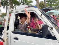 Pamit dari Polda Babel, Irjen Hendro Pandowo dan Istri Naik Pikap