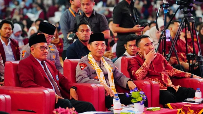 Kapolri Tutup Tanwir XXXIII IMM 2025 Kapolri Tutup Tanwir XXXIII IMM 2025
