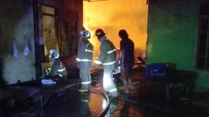 Kebakaran di Pasuruan Kebakaran di Pasuruan