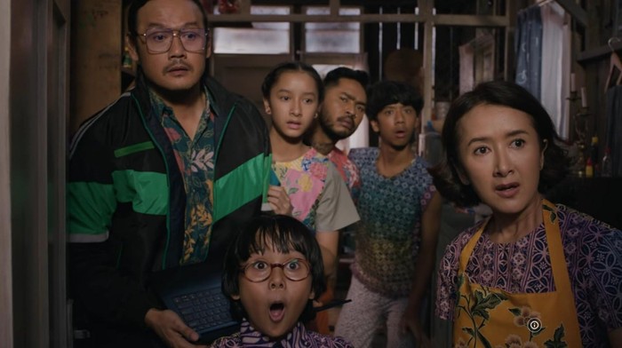 Keluarga Super Irit (2025)