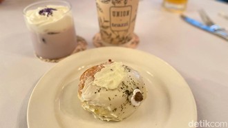 Cobain Kopi Tea Lokal dan Donat Milk Tea, 'Collab' Bakery dan Gerai Teh Hits