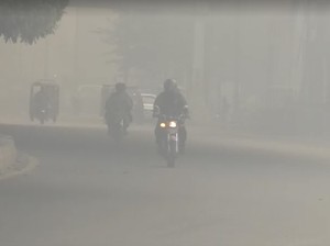 Video: Kabut Tebal Selimuti Lahore Pakistan, Jadi Kota Paling Tercemar di Dunia