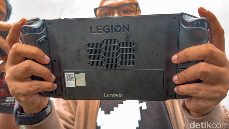 Lenovo Legion Go 2 Lenovo Legion Go 2