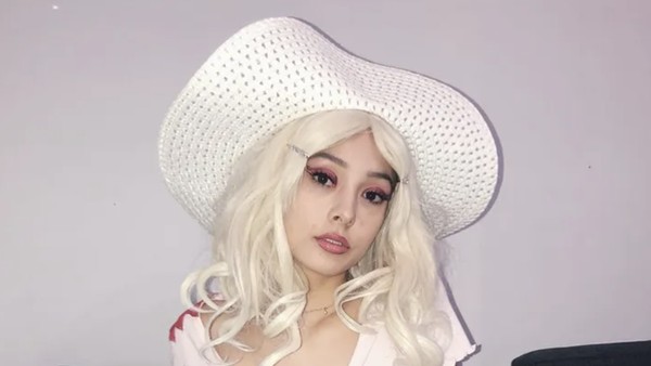 6 Inspirasi Makeup Halloween Cantik & Simple, Mudah Diterapkan di Rumah