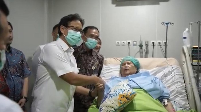 Menkes Tinjau Operasi Jantung Pertama di RSUD Jambi