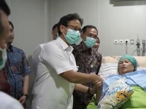 Menkes Tinjau Operasi Bedah Jantung Terbuka Pertama di RSUD Jambi