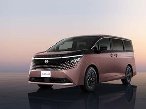 Nissan Elgrand Bangkit Lagi, Tantang Alphard-Vellfire Cs