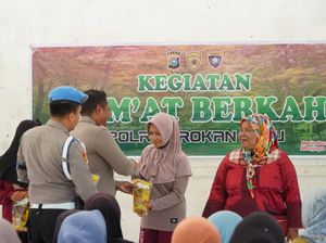 Polres Rohul Sapa Warga dan Salurkan Bansos Lewat Jumat Curhat