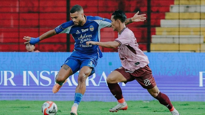Pekan ke-11 Super League mempertemukan PSIM Jogja vs Persik Kediri. Pertandingan digelar di Stadion Sultan Agung, Bantul, Jumat (31/10/2025) sore WIB.