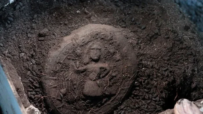 Roti Kuno Dengan Wajah Yesus: Resep Tua Yang Lezat Dan Bersejarah