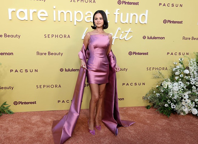 Acara tahunan yang digagas oleh Selena Gomez di bawah naungan brand kosnetiknya,  Rare Beauty, itu bertujuan untuk meningkatkan kesadaran dan dukungan terhadap kesehatan mental remaja di seluruh dunia.  Foto: Getty Images for Rare Impact Fun/Amy Sussman